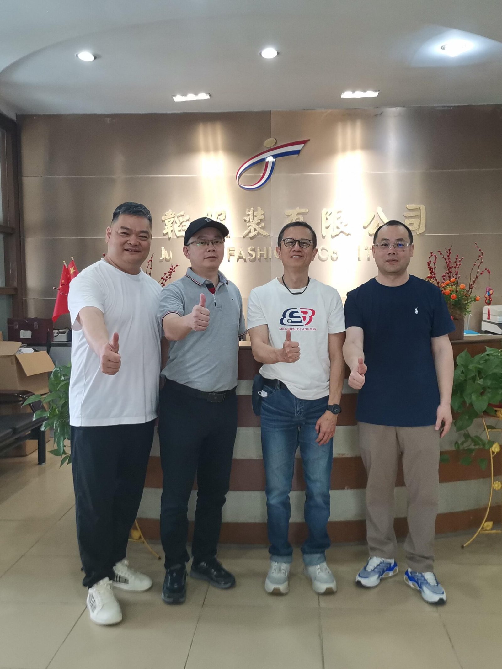 f2bfec635ebc1866288121000e4cbe57(1)