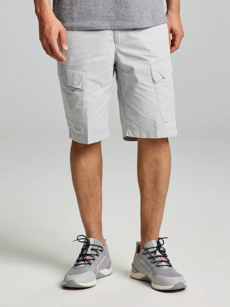 Customized cargo shorts for bulk orders