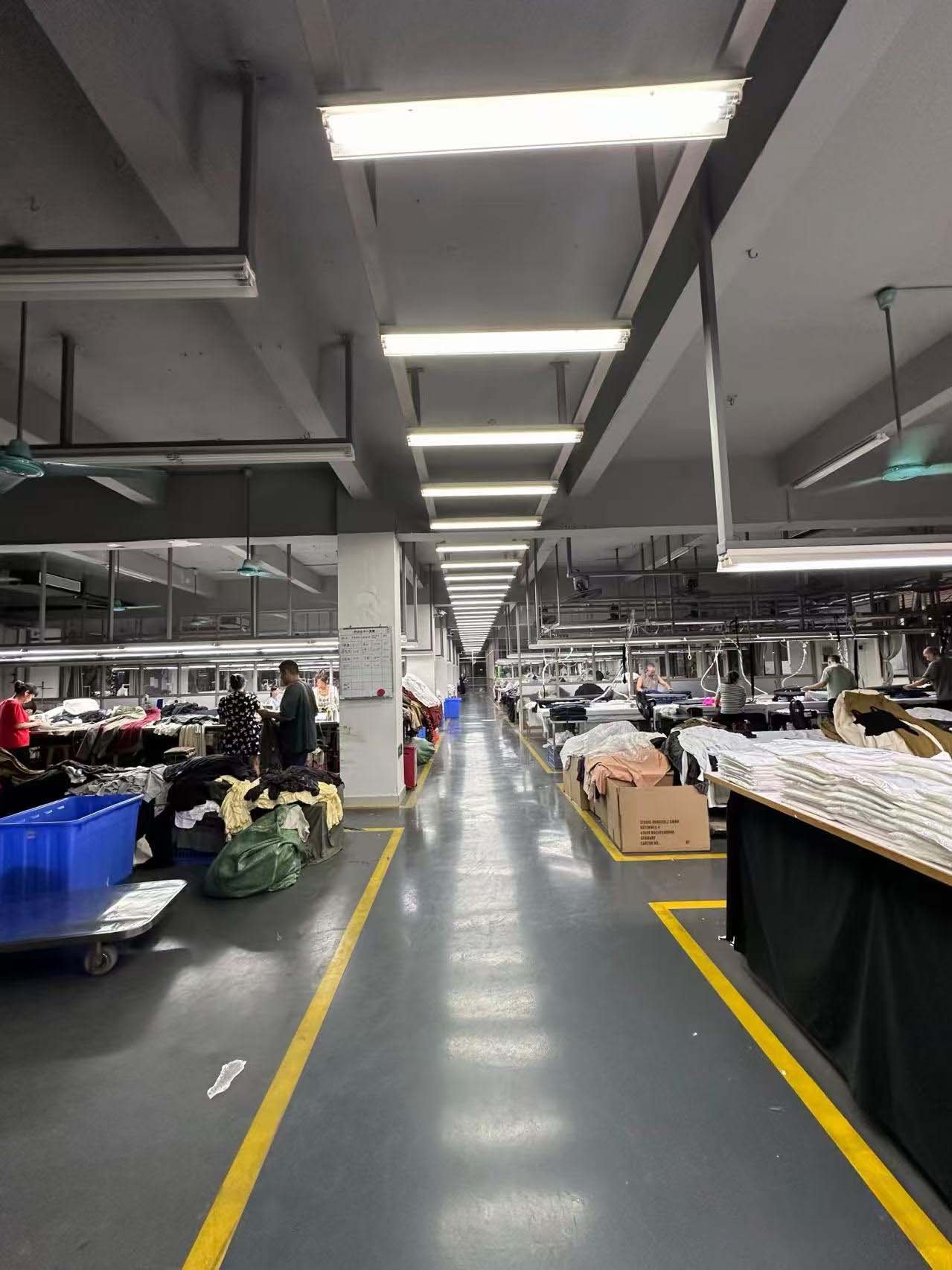 The complete process of custom clothing packaging in our factory