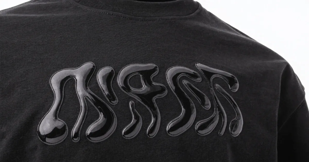 Puff Print - t-shirt