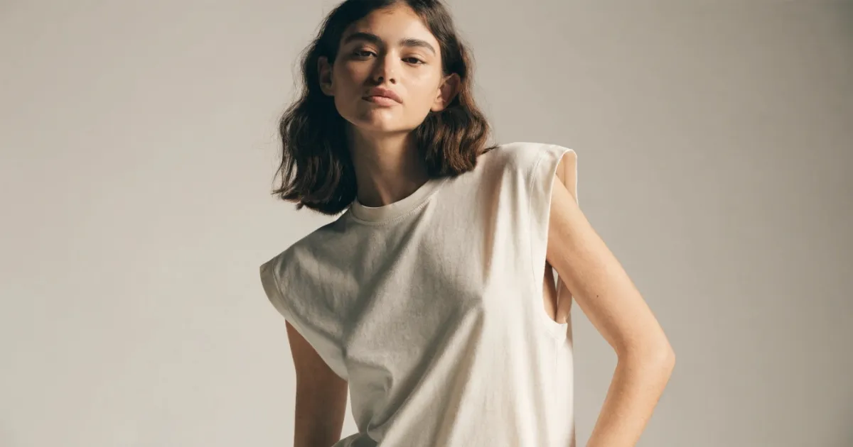 Sleeveless T-Shirt