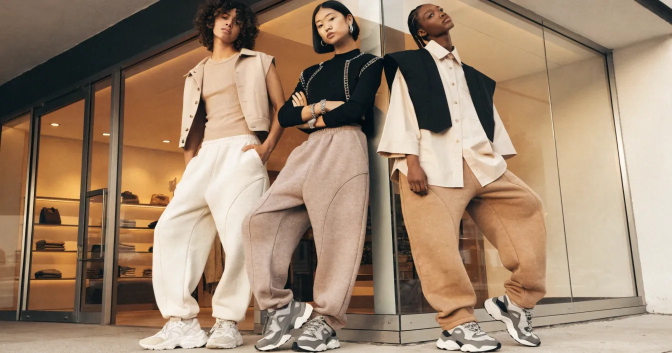 barrel sweatpants Model